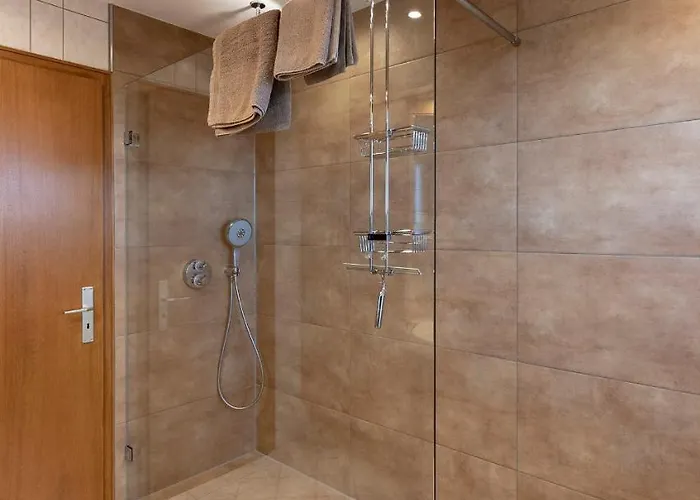 Apartament Lex *